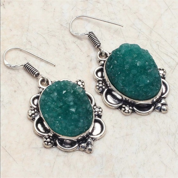 Jewelry - Green Druzy silver earrings